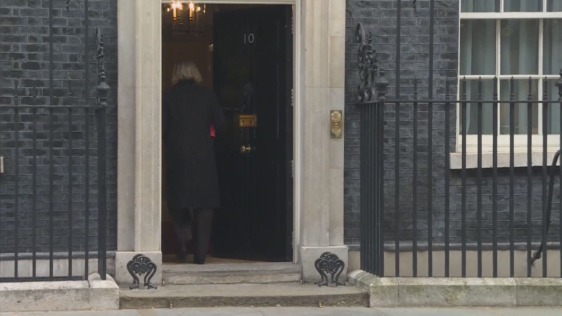 英國內閣舉行馬拉松會議商討脫歐