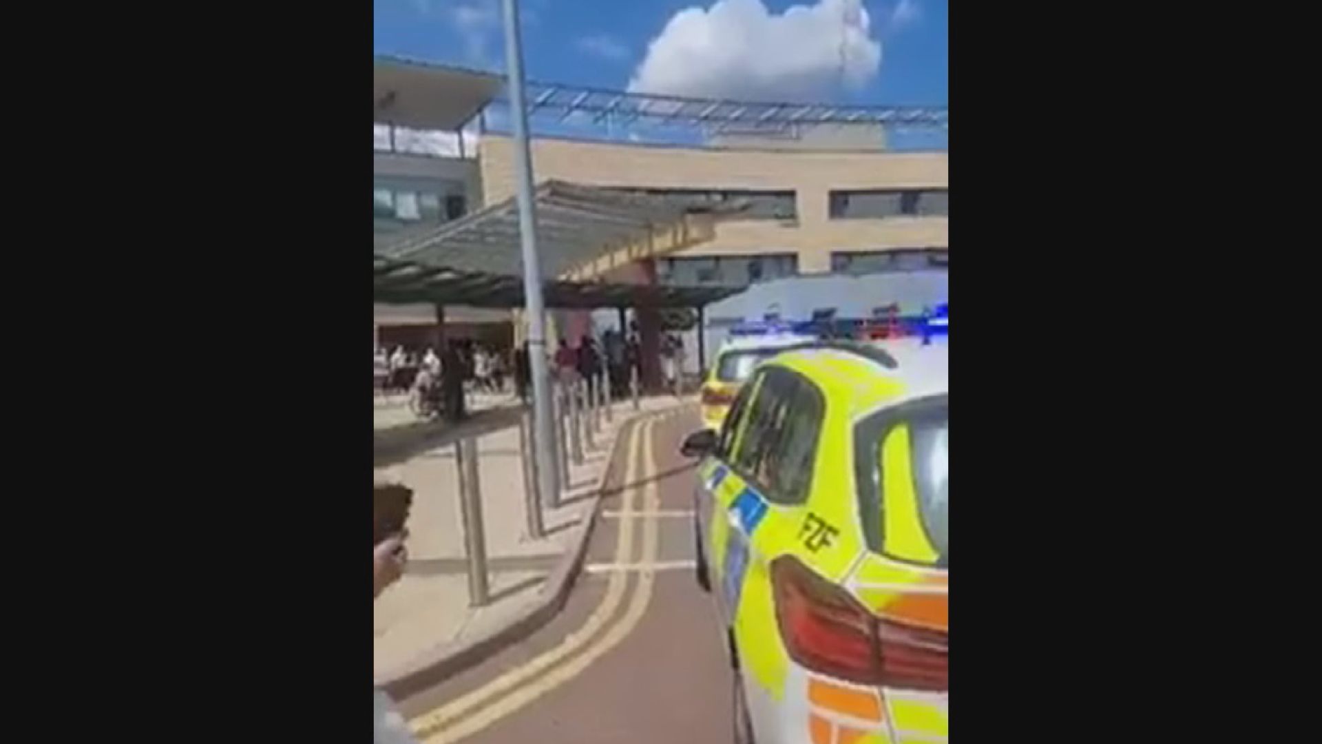 倫敦醫院兩人受刀傷一人被捕 不涉恐襲