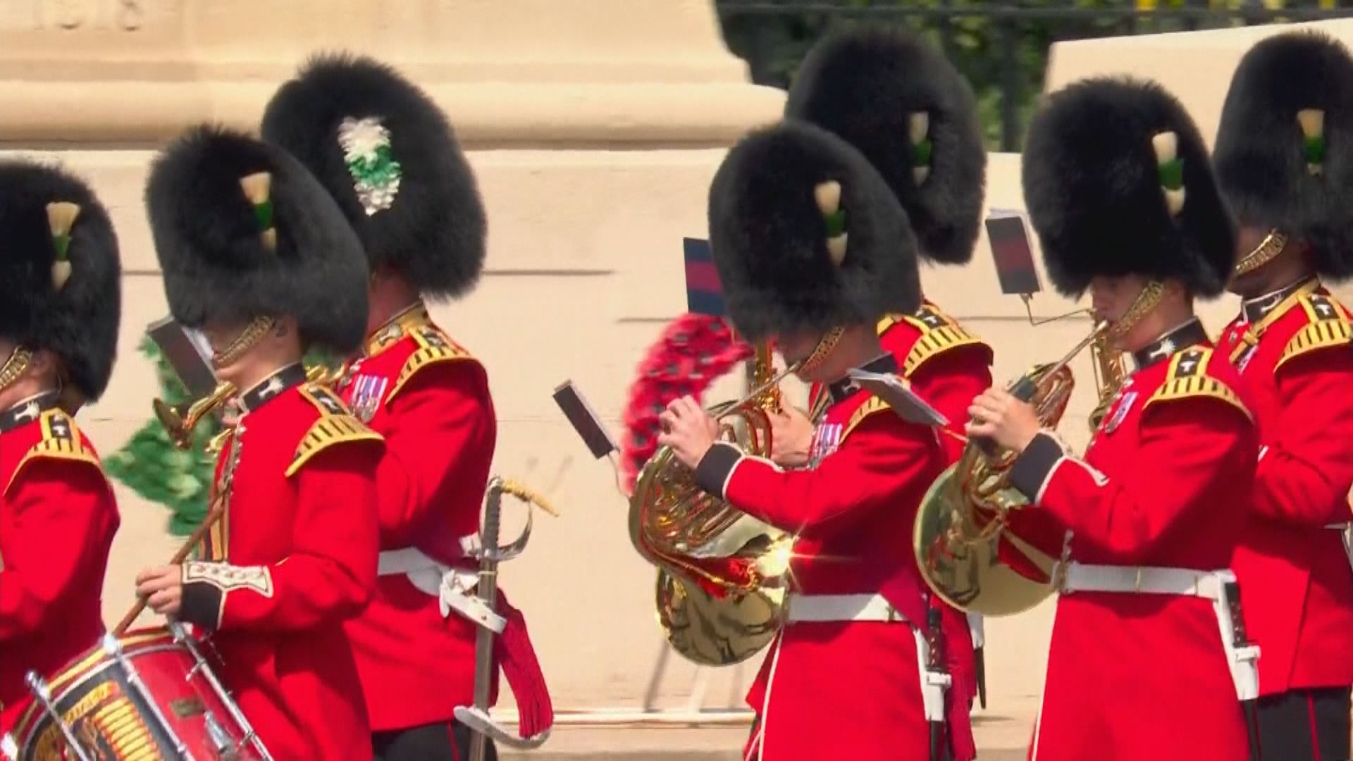 英國皇家軍隊閱兵儀式慶祝女王白金禧