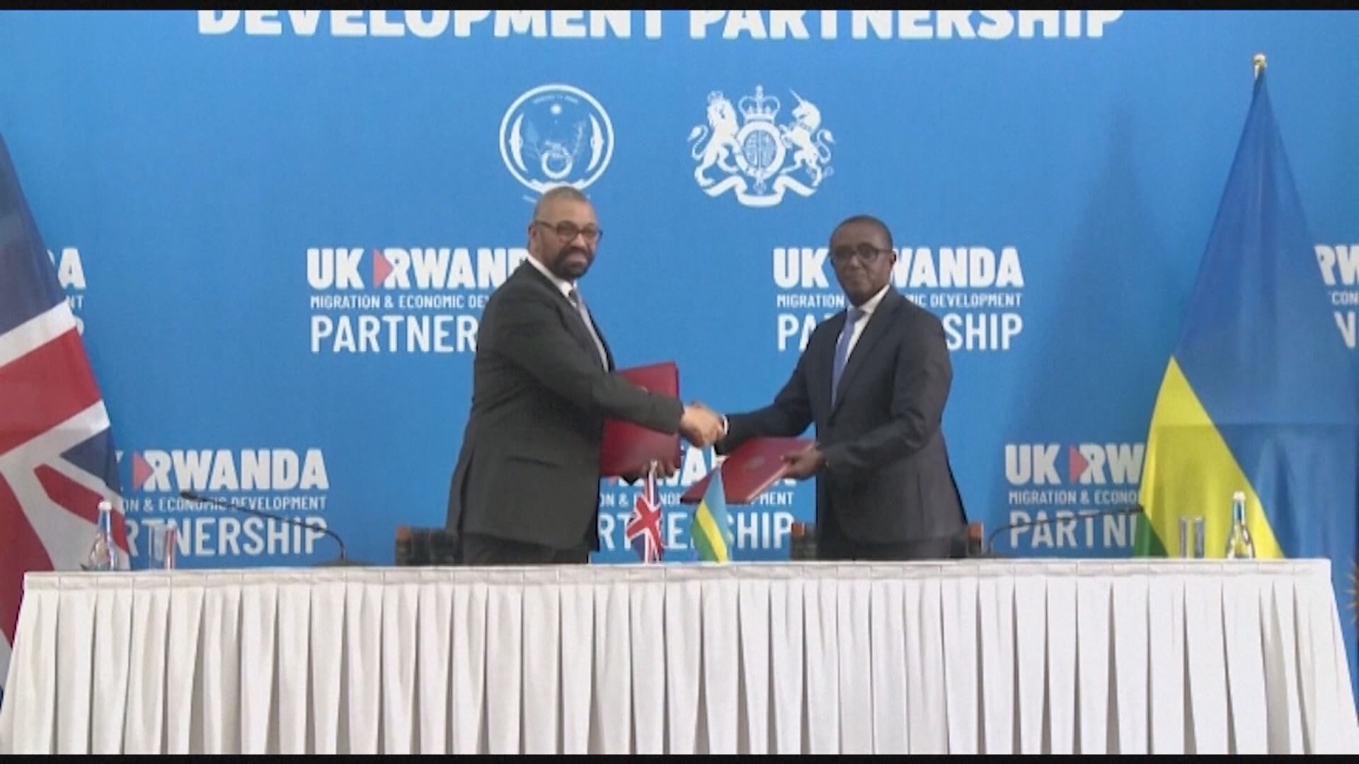 英國與盧旺達就移送非法移民簽新條約