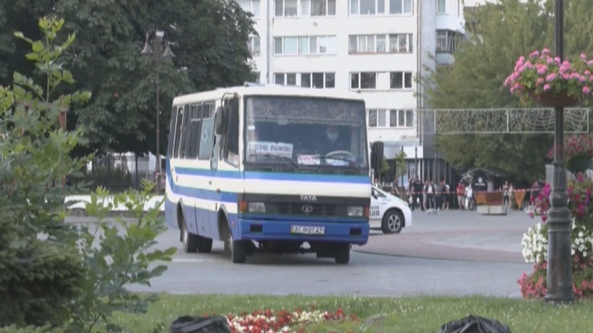 烏克蘭男人持械脅持巴士