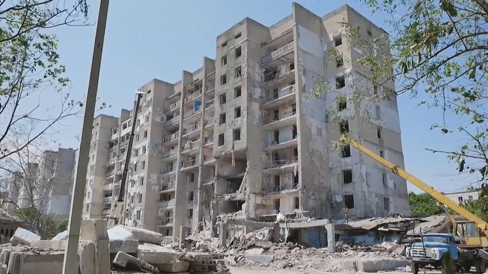 烏克蘭黑海沿岸城市敖德薩住宅大廈被擊中最少21人死亡