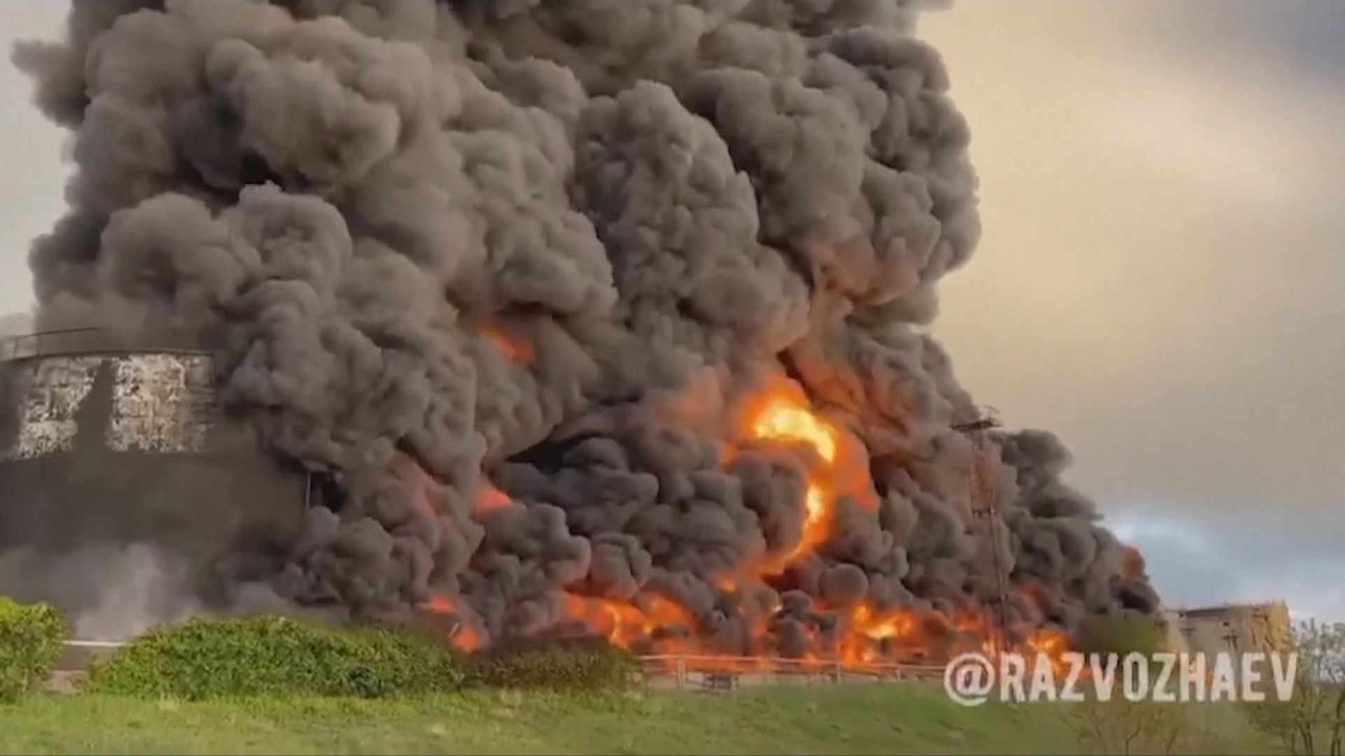 克里米亞儲油設施起火　俄方相信是無人機襲擊所致