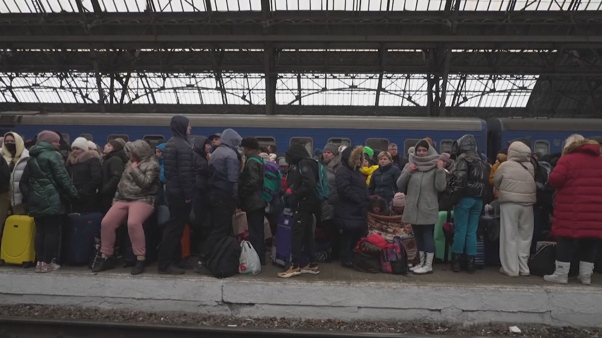 約40萬烏克蘭人逃到歐洲鄰國