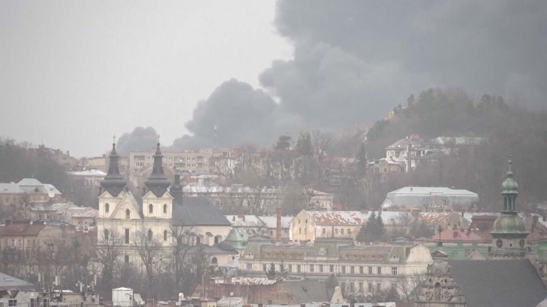 烏克蘭利沃夫遭俄軍轟炸　俄國防部稱再摧毀烏軍逾九十個軍事設施