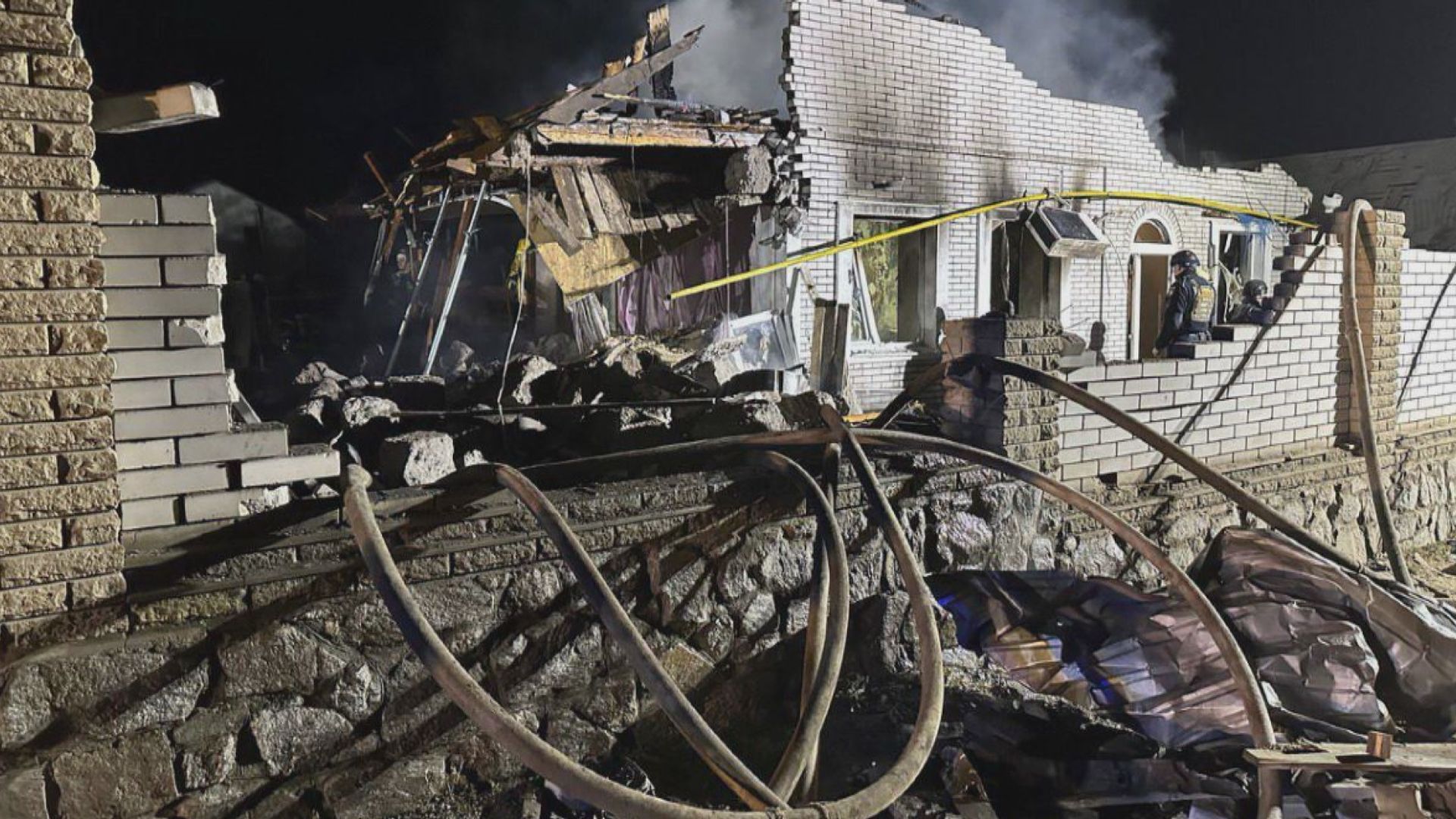 俄軍空襲扎波羅熱造成兩死　俄軍稱摧毀烏軍軍事倉庫
