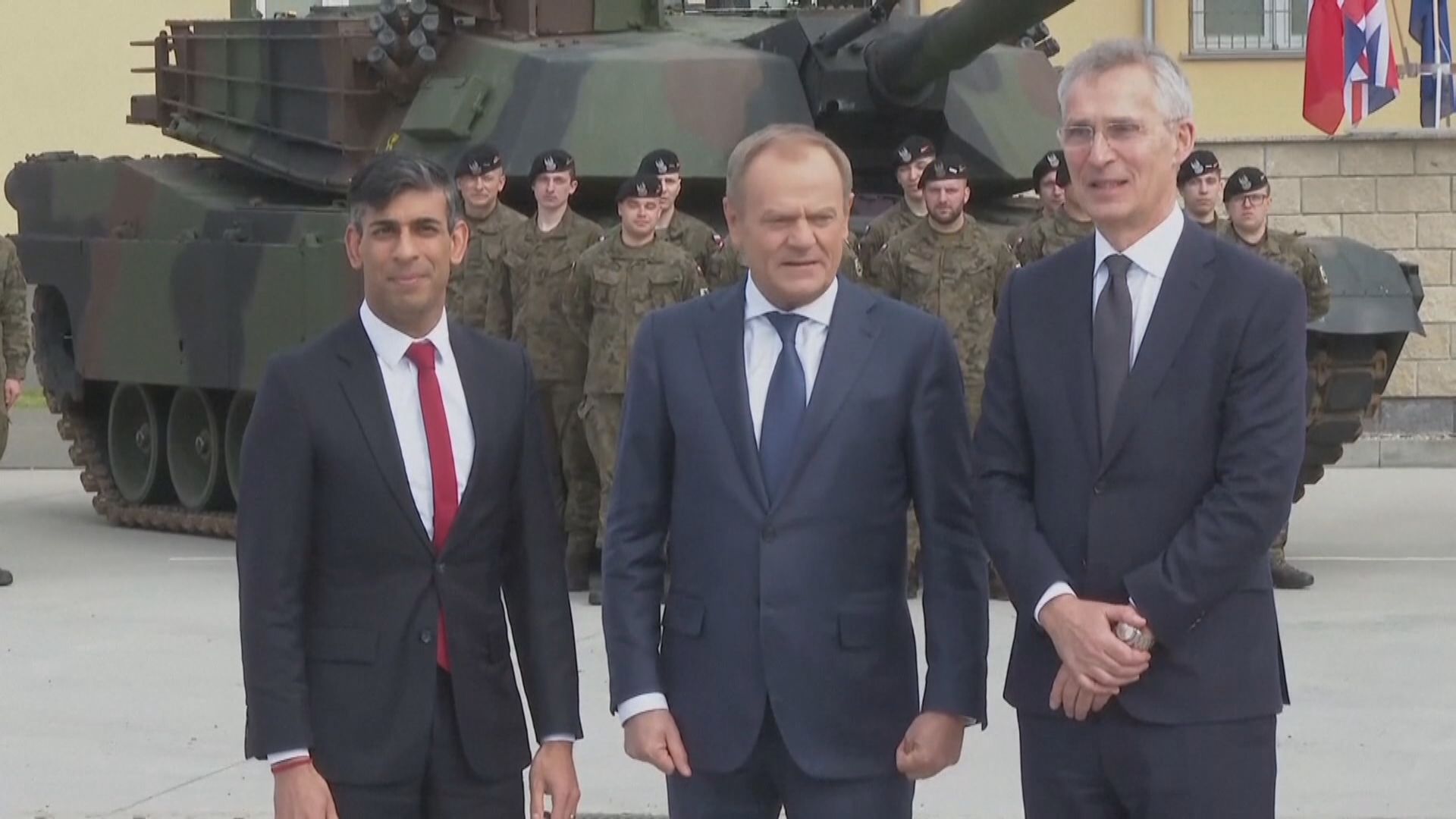 英國將再向烏克蘭提供多5億英鎊軍援 軍費未來六年會增至佔GDP 2.5%
