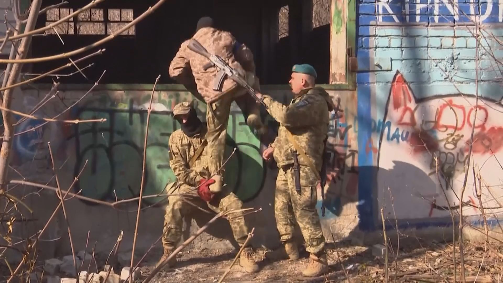 俄方稱軍事行動進入新階段　馬里烏波爾研究安排民眾撤離