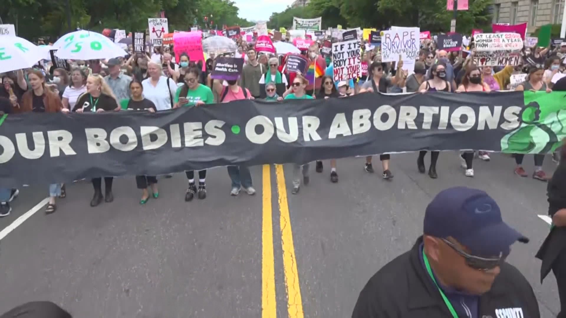 全美多地都有支持墮胎權集會