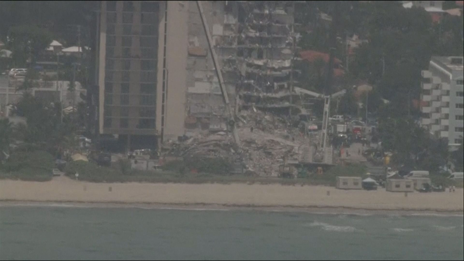 拜登夫婦出發前往佛羅里達州住宅大樓倒塌現場視察