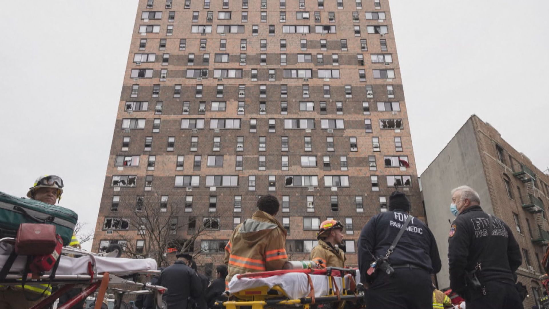 美國紐約市住宅大廈大火最少十九人死亡
