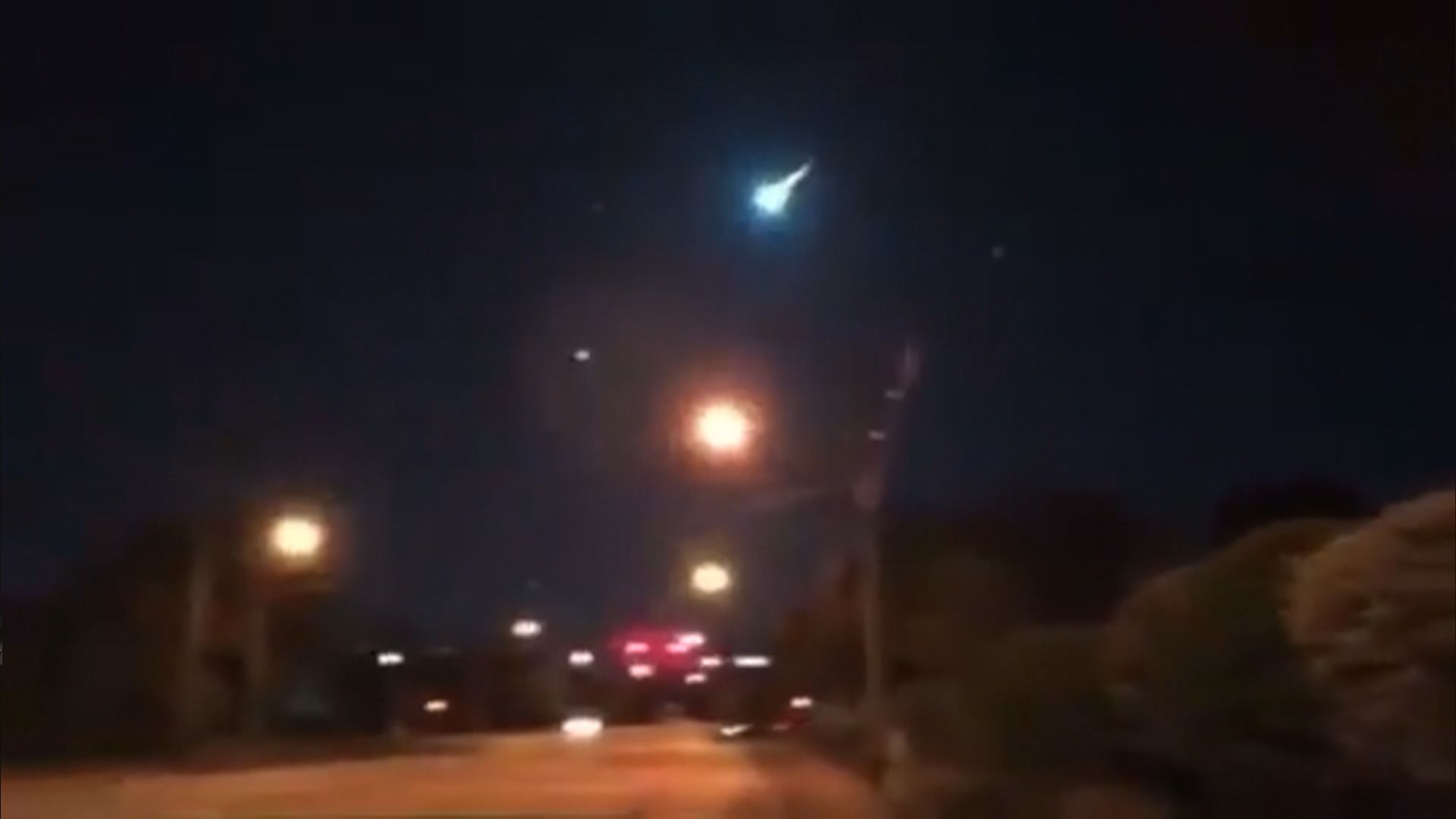 逾二百人目擊巨型火球劃破佛州夜空　
