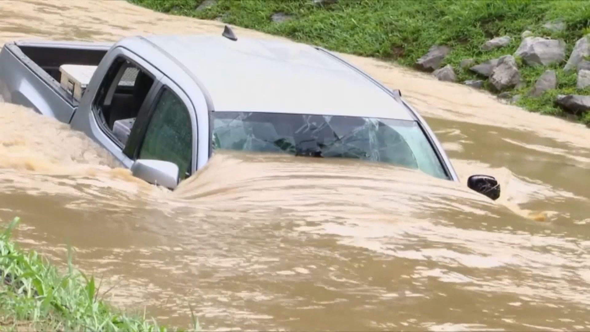 美國肯塔基州水災持續　死亡人數增至16人