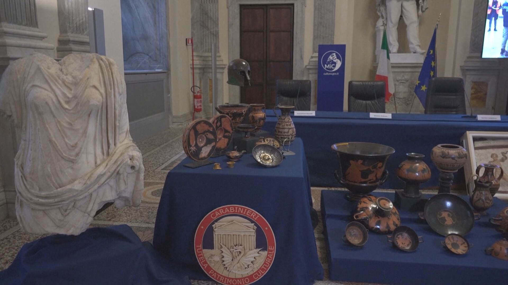意大利展示美國歸還的六十多件文物