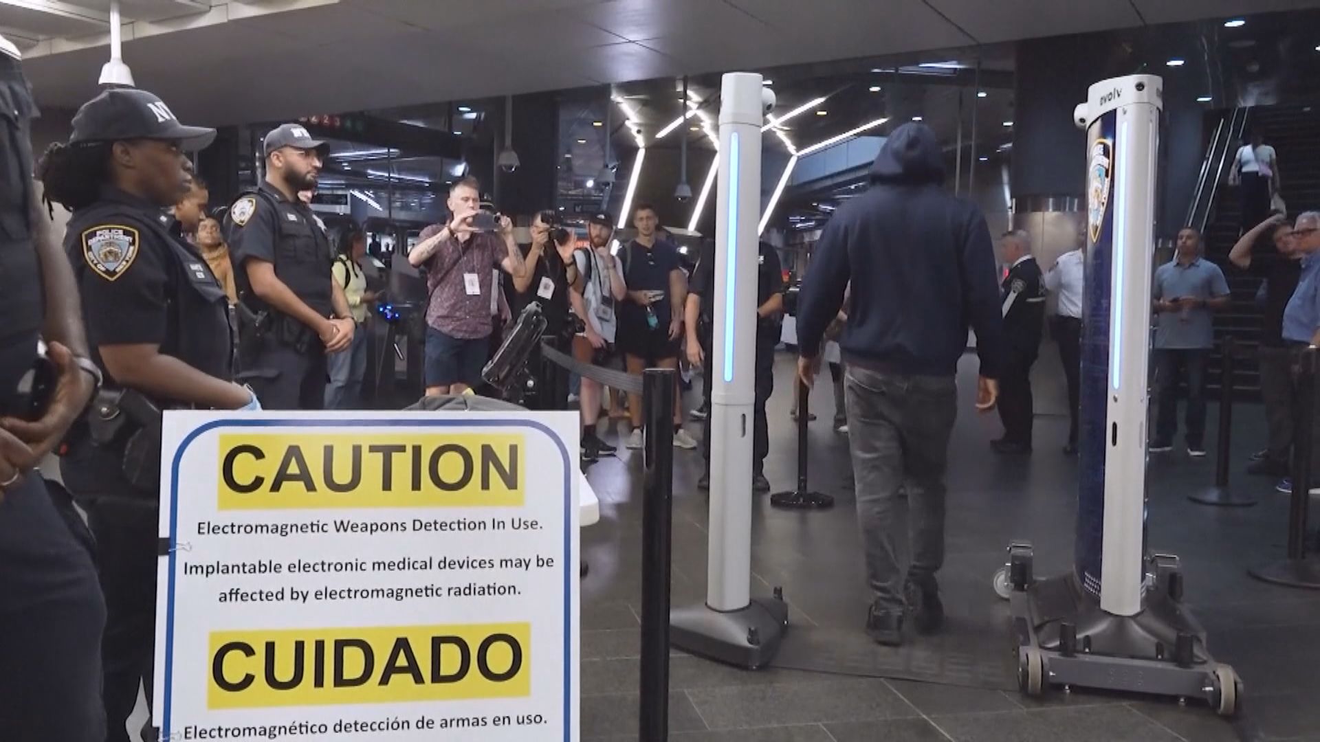 紐約試驗在地鐵站設武器偵測掃描器　冀遏止暴力事件
