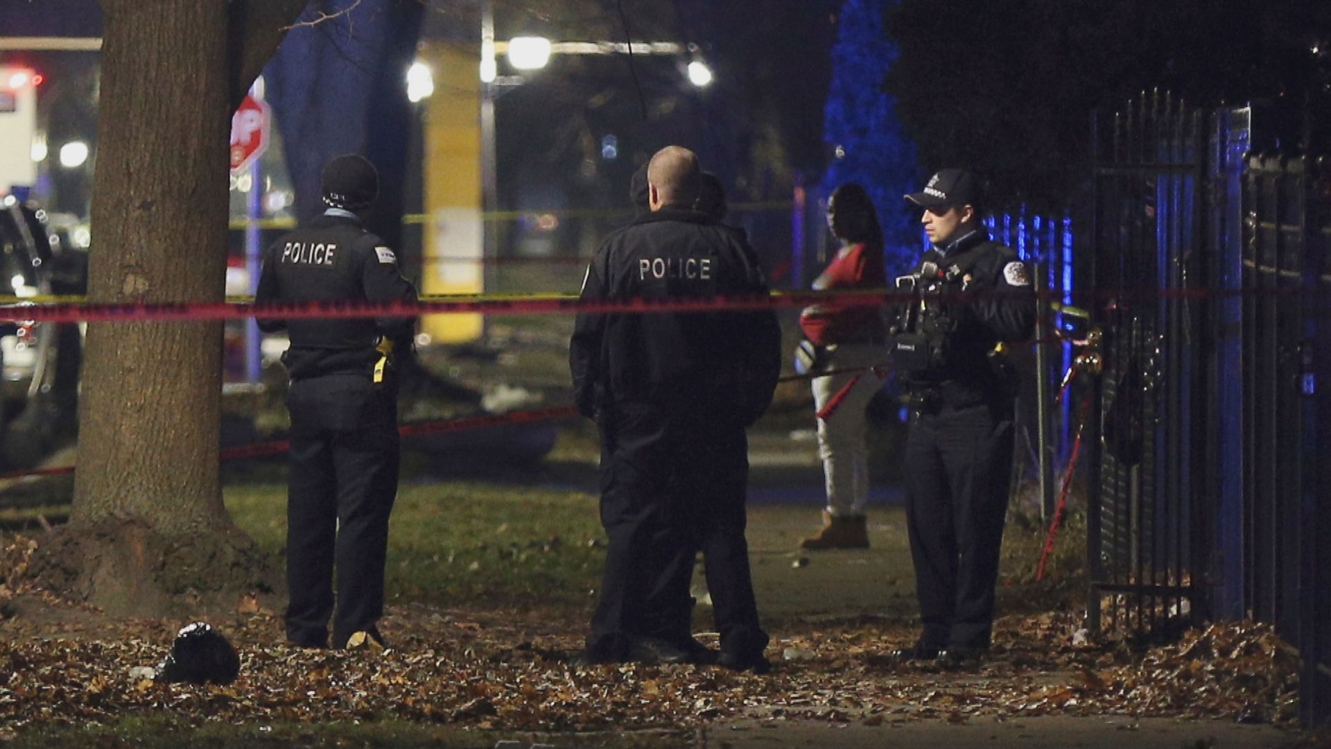芝加哥家庭派對發生槍擊案十三傷