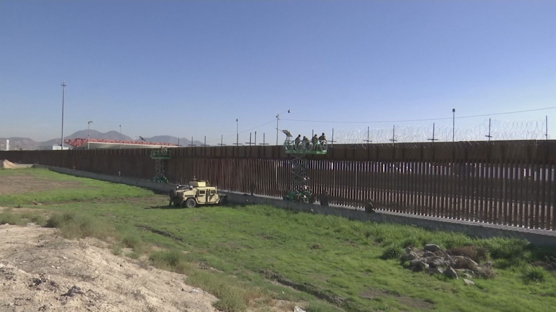 特朗普：不排除用總統權力以軍方經費建邊境圍牆