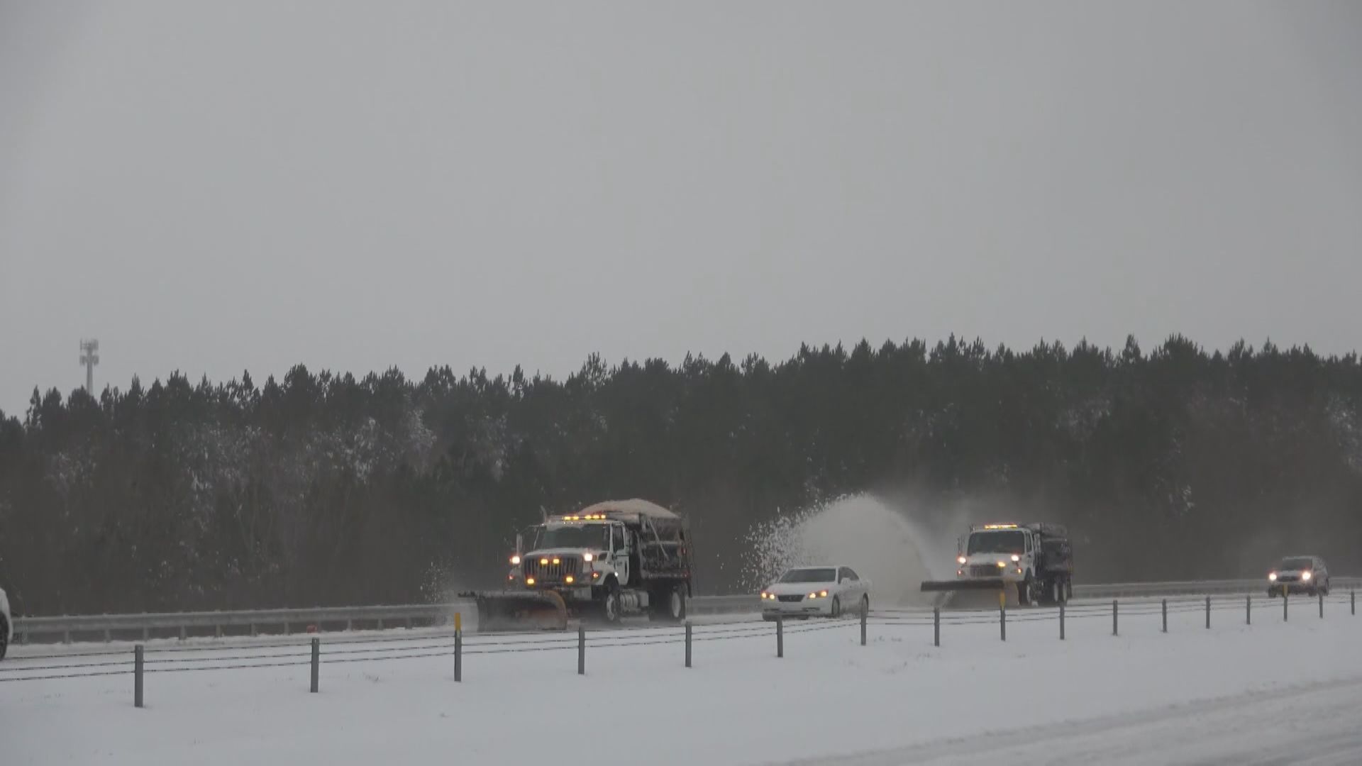 美國東南部受暴風雪吹襲 四個州宣布進入緊急狀態