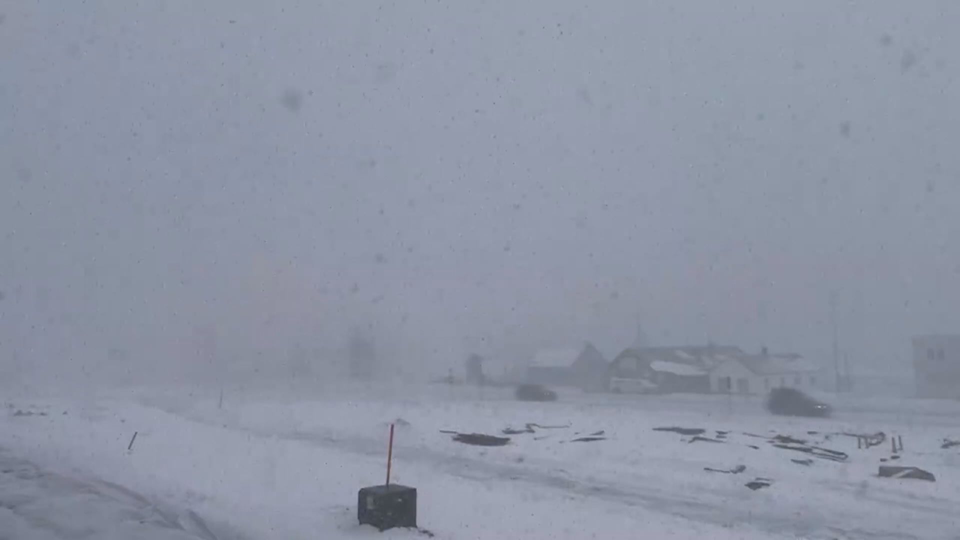 美國東北部遭暴風雪吹襲 當局發冬季風暴警告