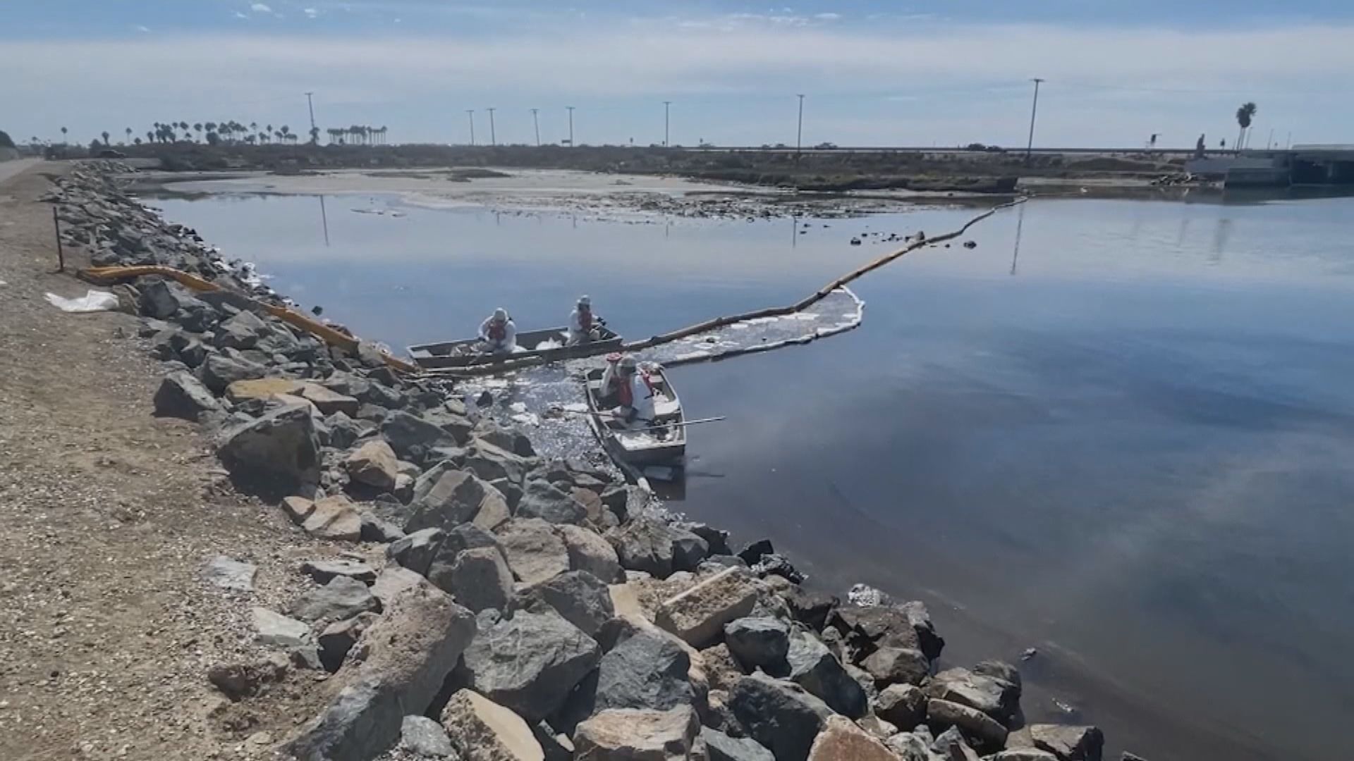 美國加州奧蘭治縣海岸漏油事故嚴重威脅生態環境