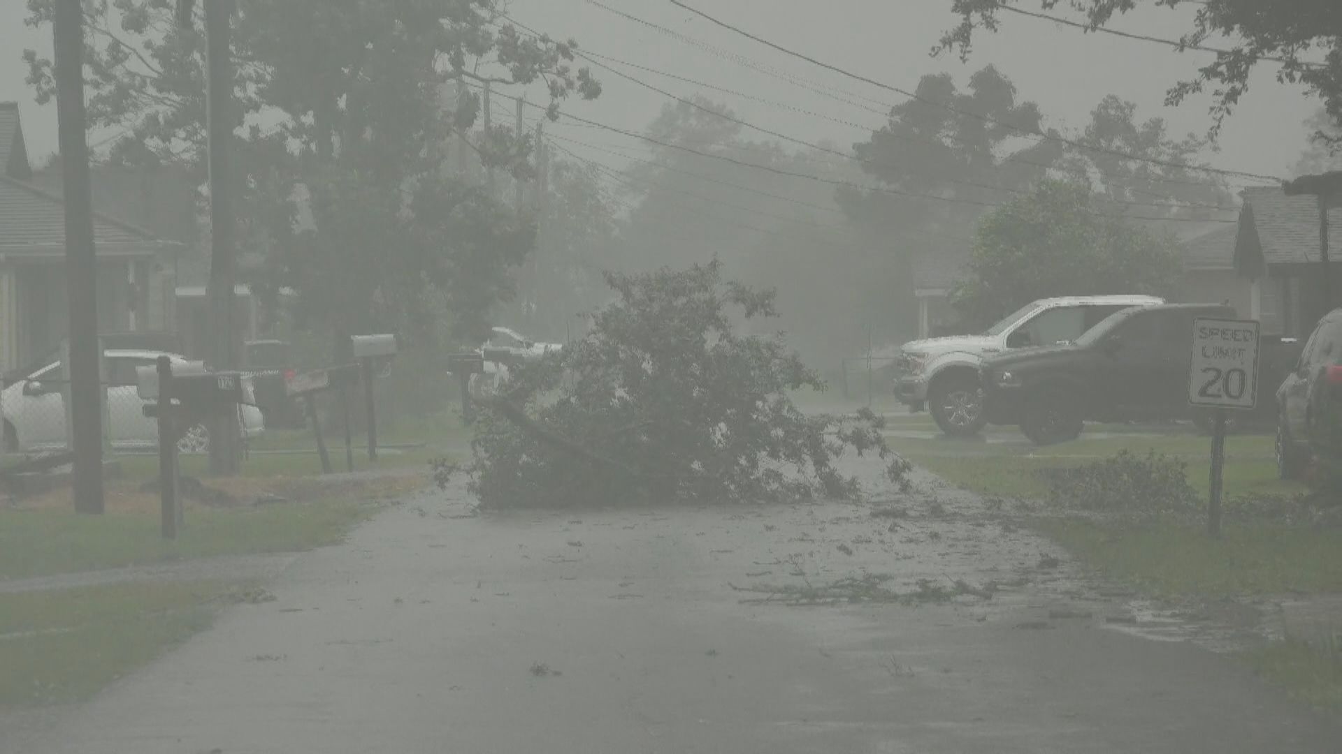 四級颶風艾達吹襲美國東南部兩度登陸路易斯安那州