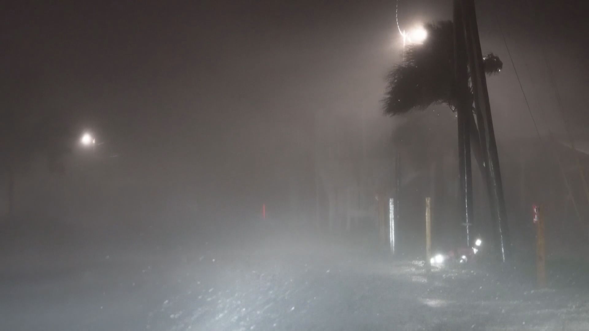 黛比減弱為熱帶風暴　吹襲佛羅里達州時釀至少六死