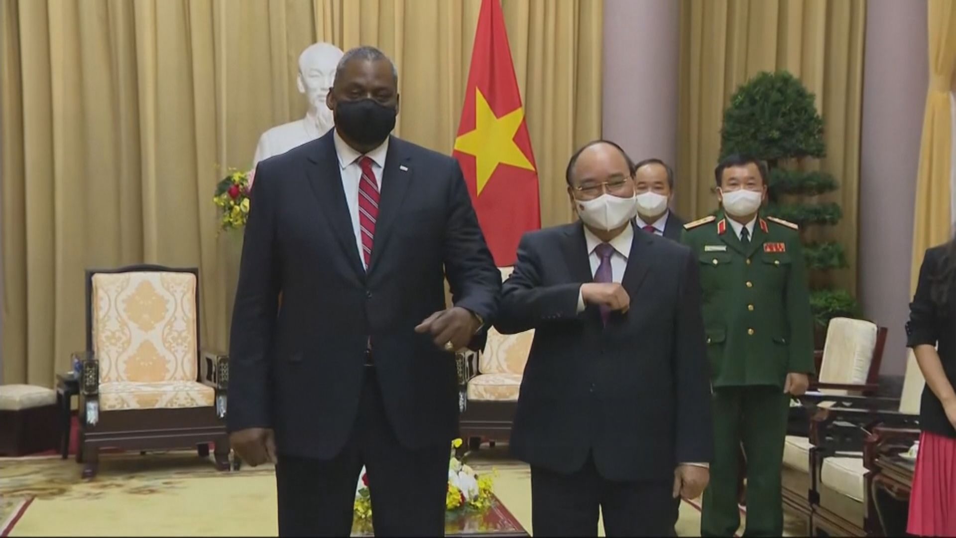 美國防長訪問越南討論加強兩國關係