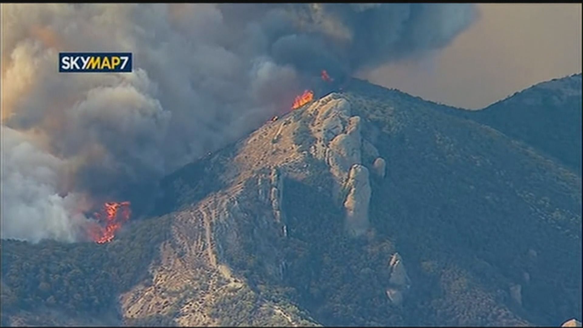 美國加州山火持續　增至至少48死