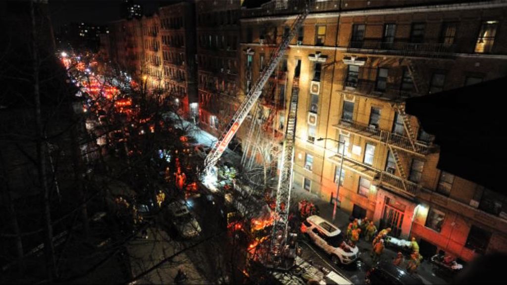 紐約市住宅大火釀十二死四傷