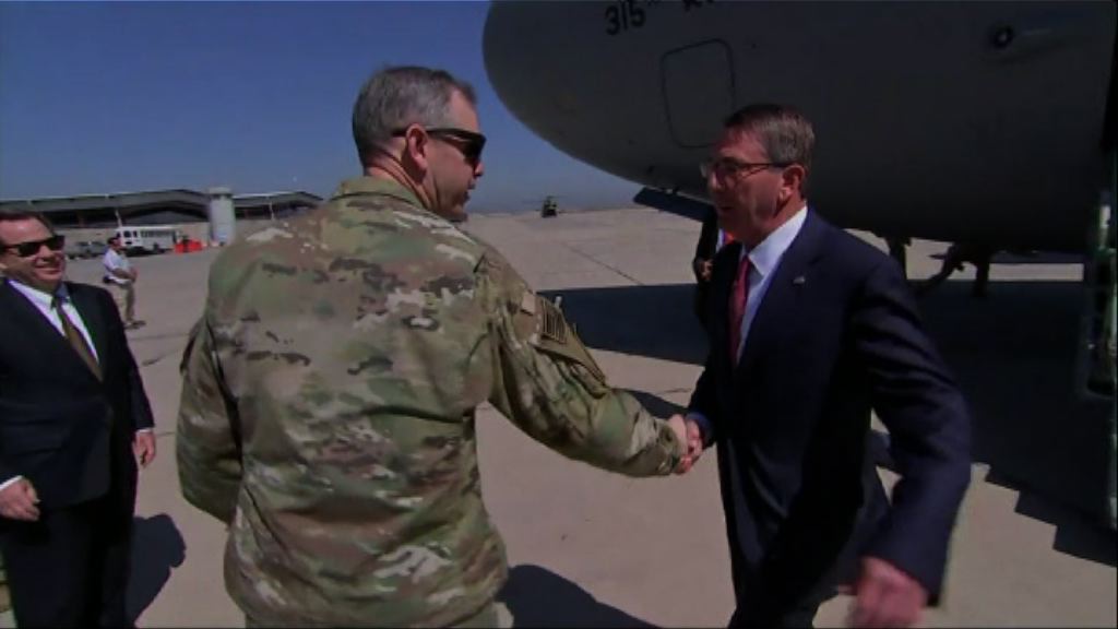 卡特訪問伊拉克宣布增兵當地