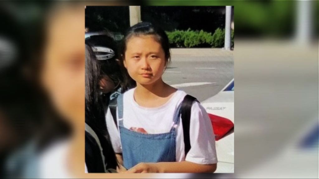 中國女孩在美國機場疑遭拐帶