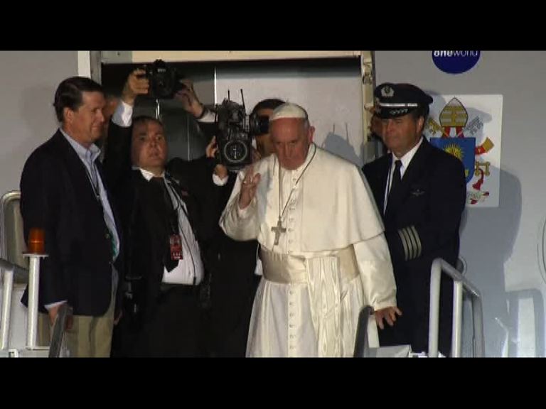 教宗結束訪美行程返回梵蒂岡