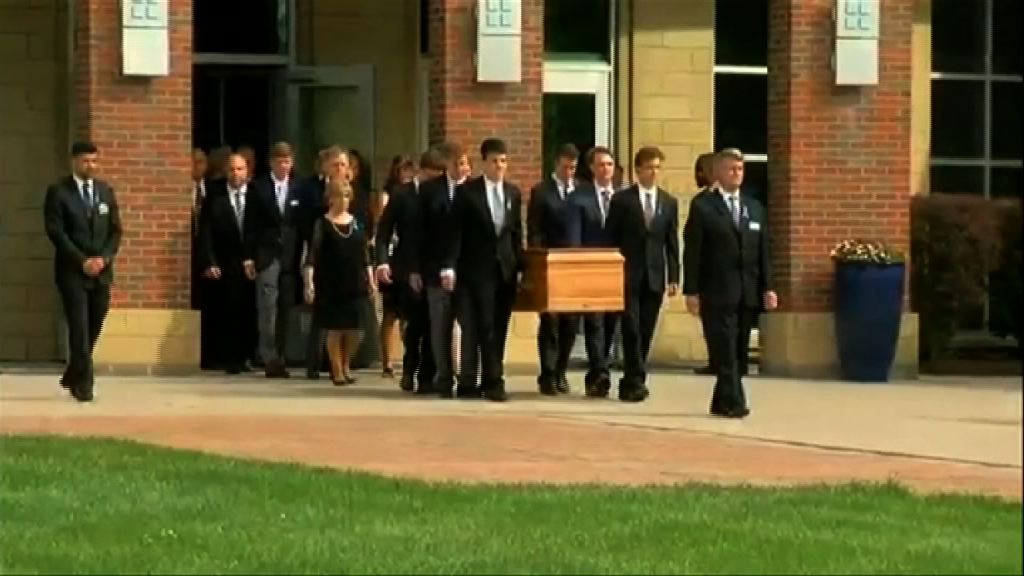 美國大學生瓦姆比爾舉殯