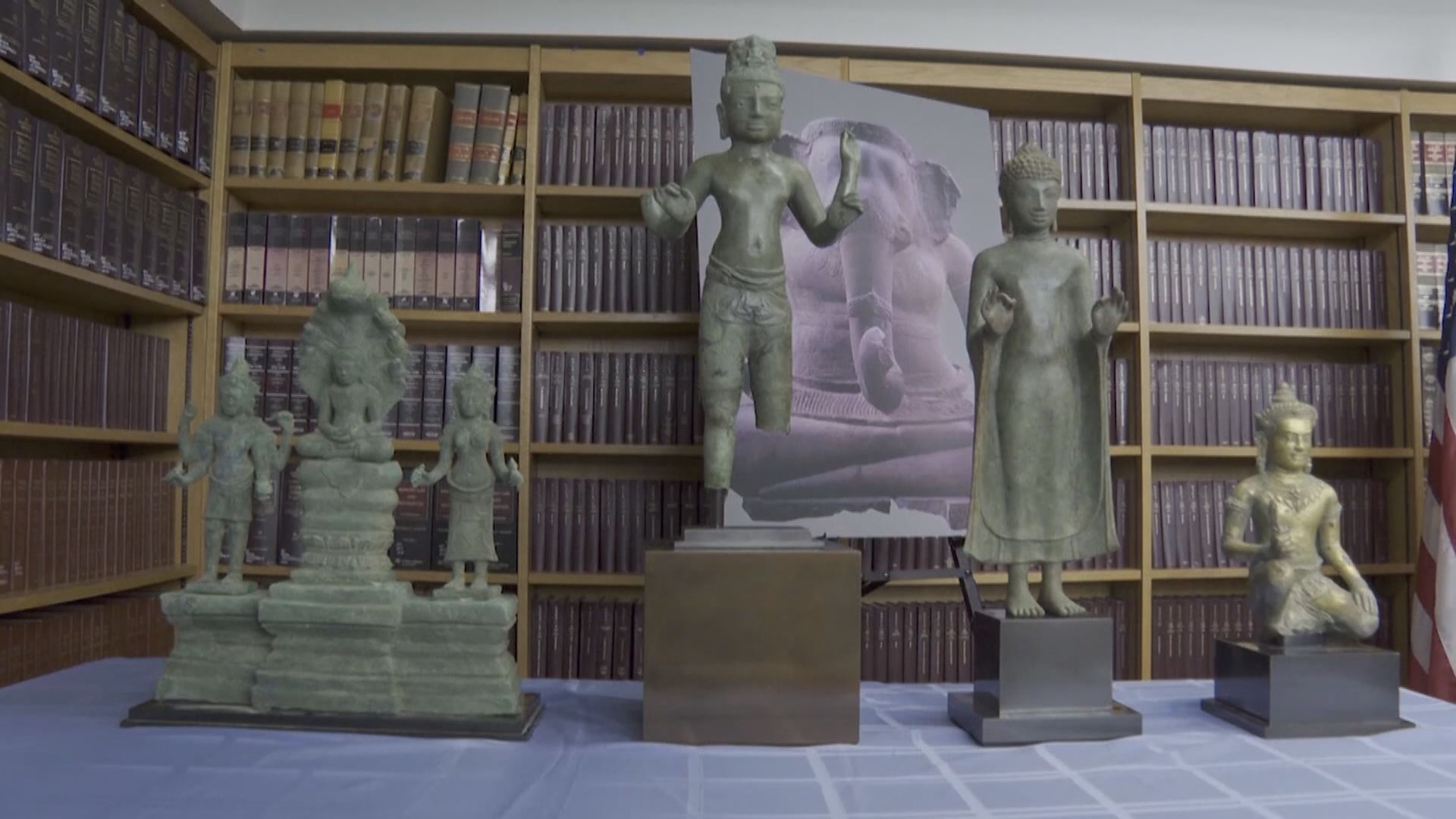 美國將30件古文物歸還柬埔寨