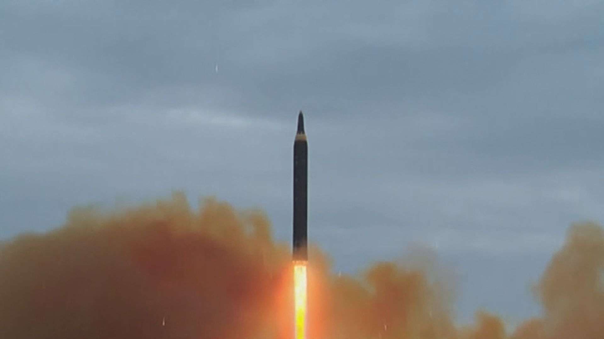 韓美發射八枚地對地彈道導彈　回應北韓周日進行試射導彈