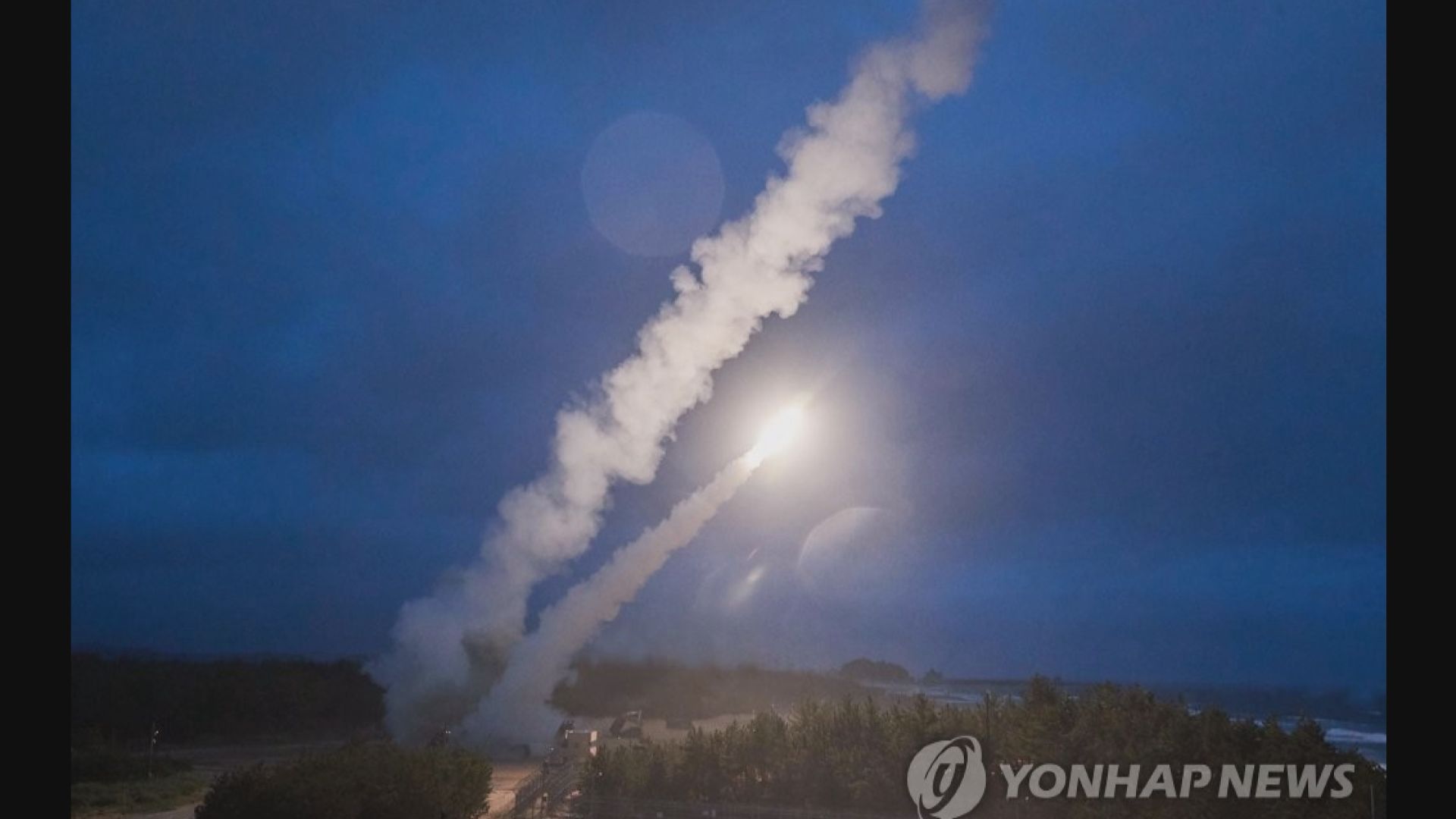 韓美發射八枚地對地彈道導彈回應北韓試射導彈