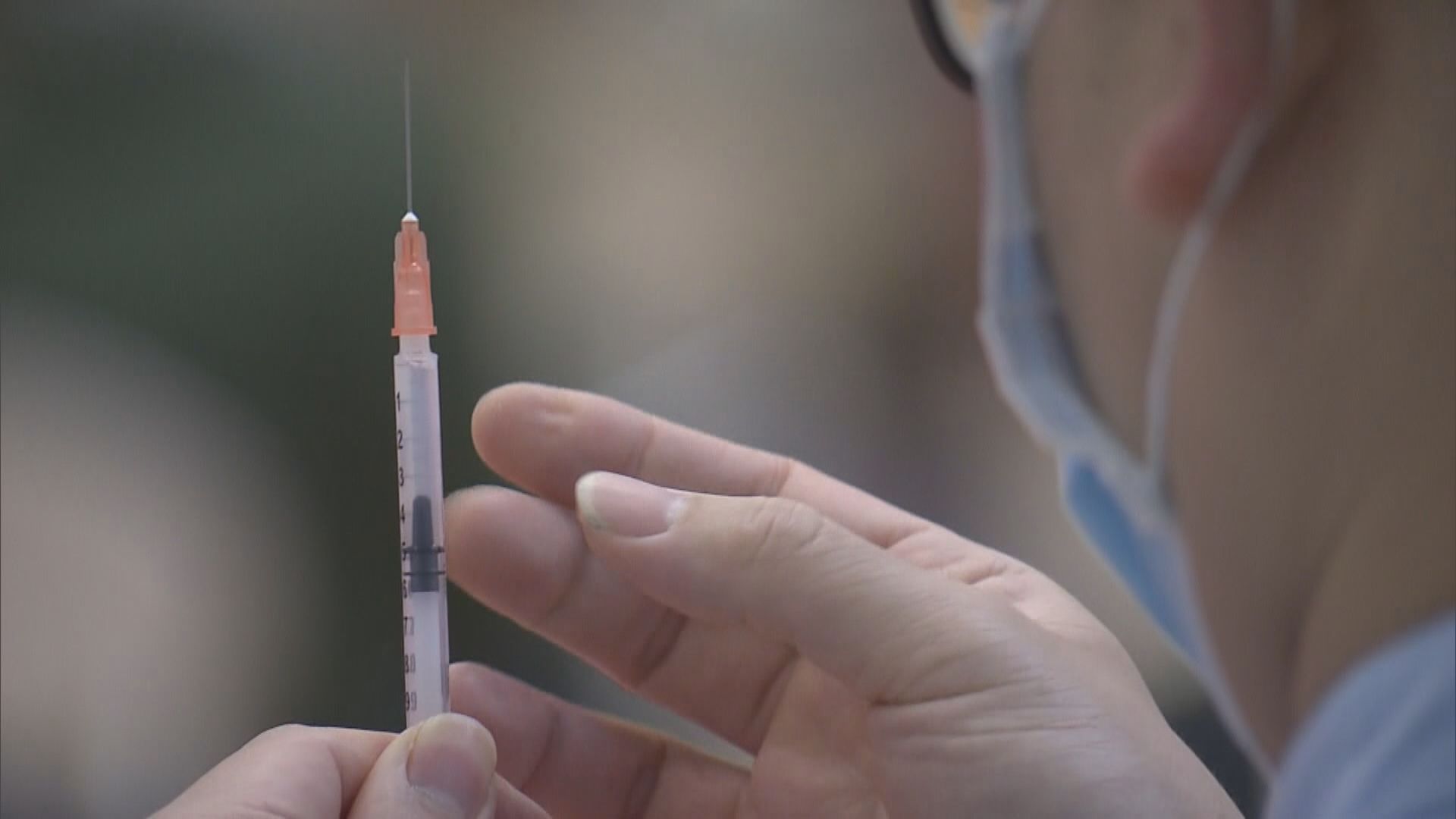 12至17歲人士接種一劑復必泰疫苗被視為完成接種疫苗