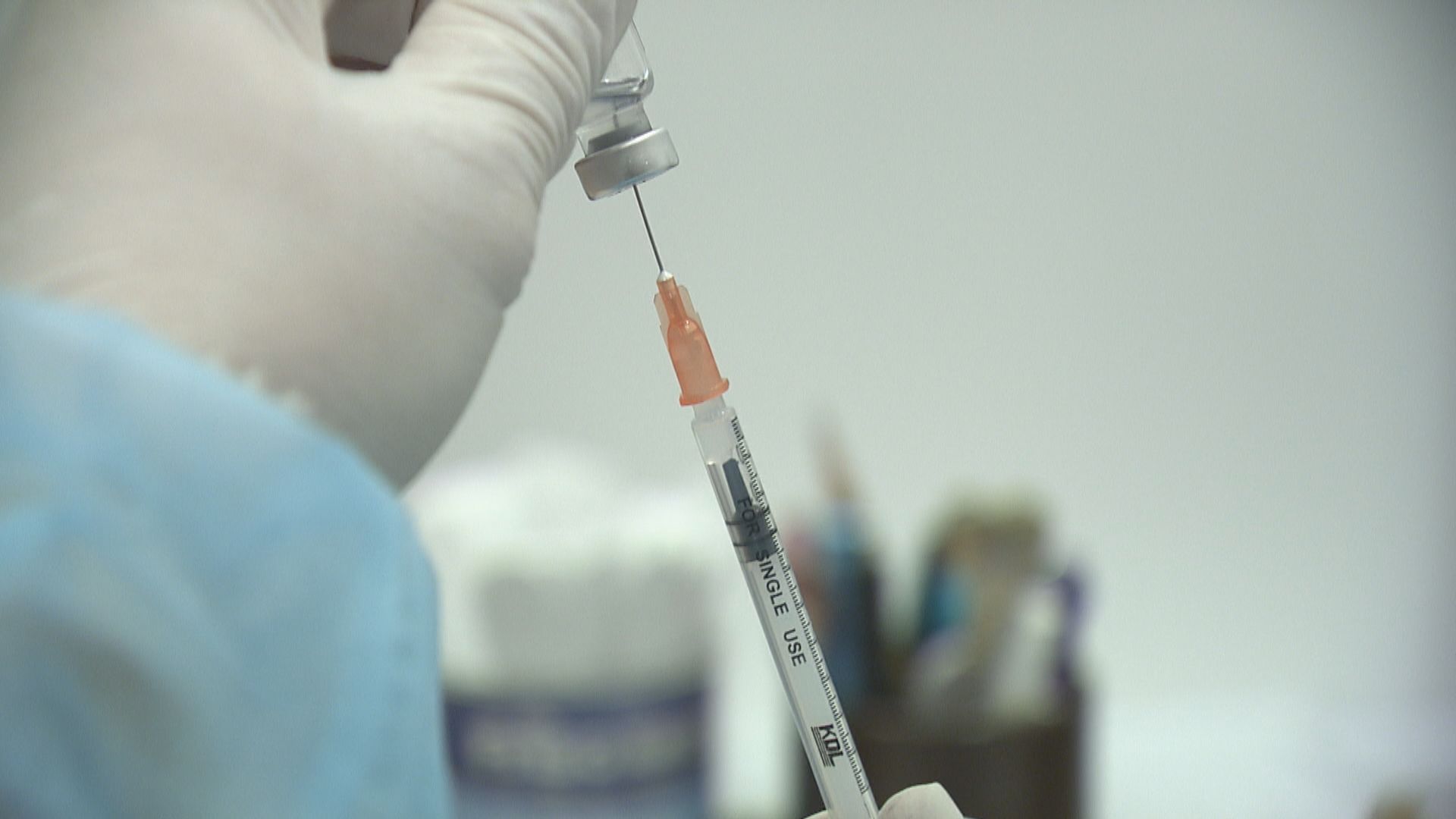 周五有約19400人接種新冠疫苗