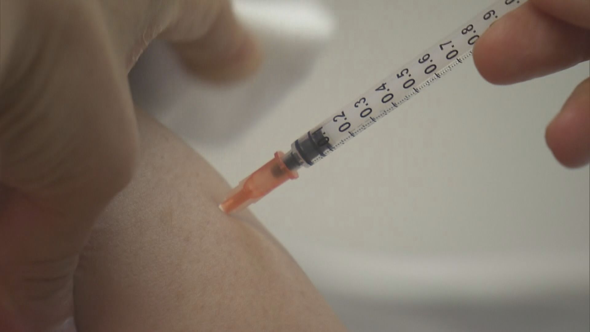 周二有約9600人接種新冠疫苗