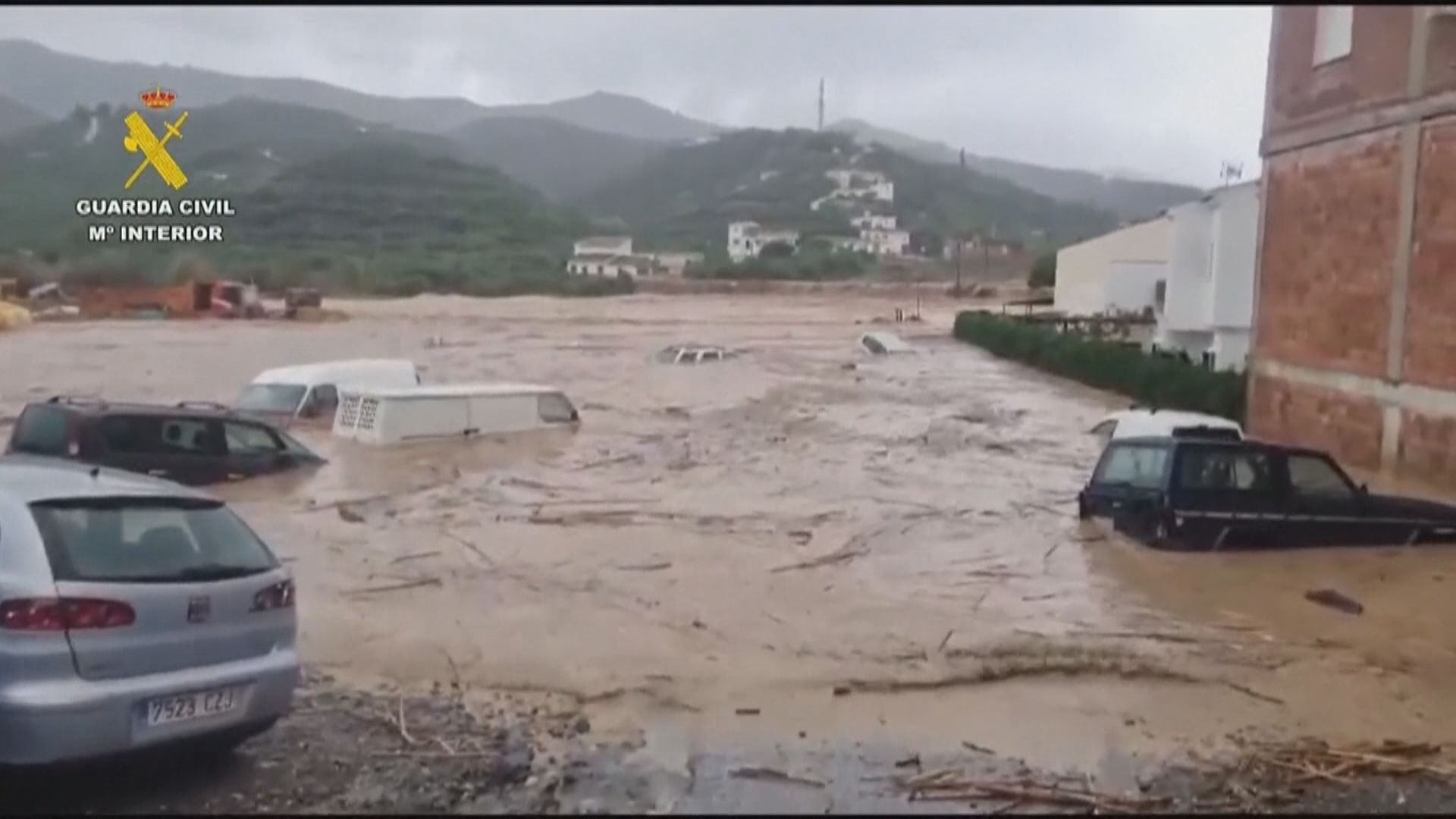 西班牙南部馬拉加受暴雨侵襲　沿河數千居民疏散