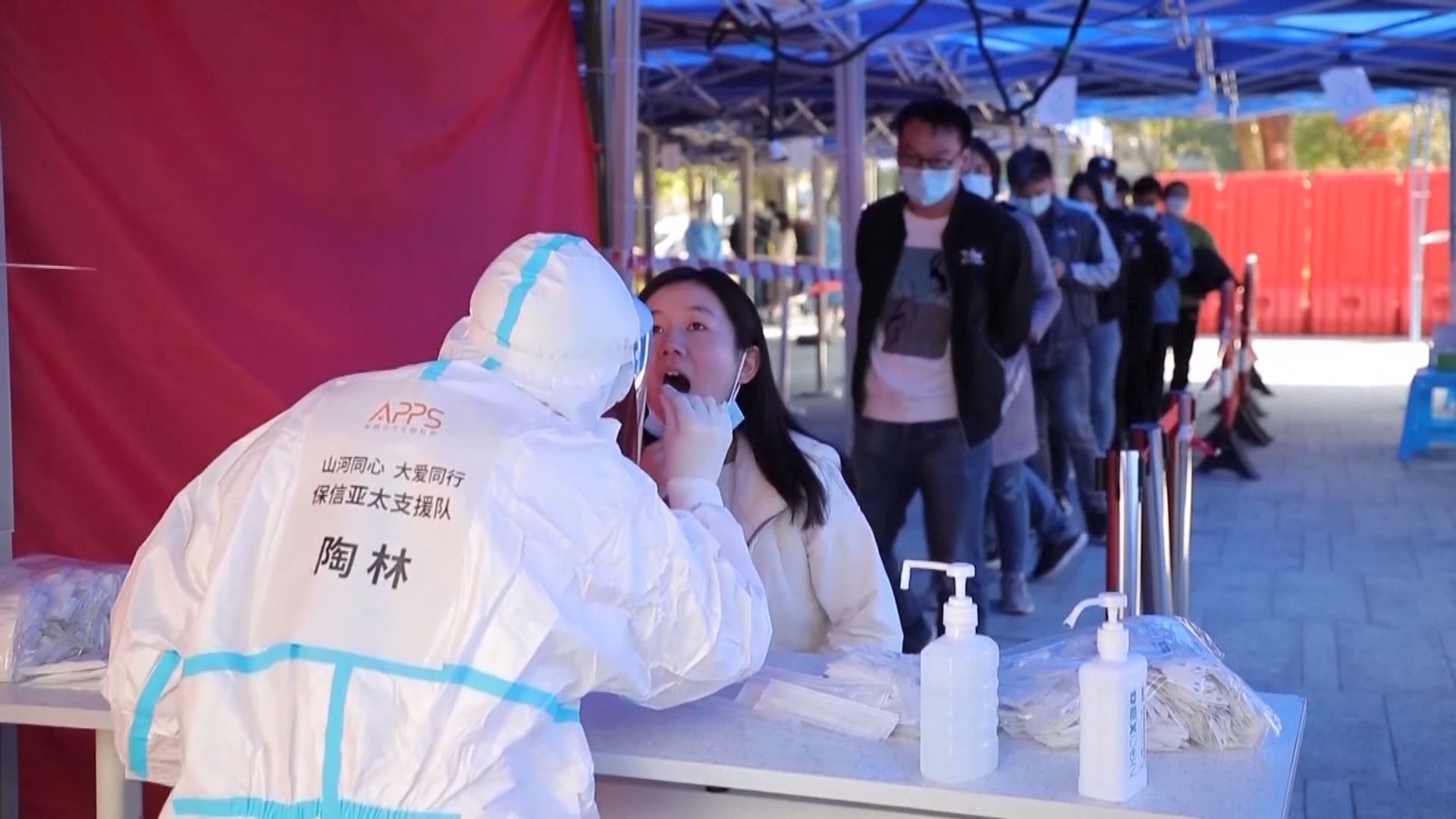 上海增27719宗新冠本土感染　家庭內傳播是主要傳播途徑