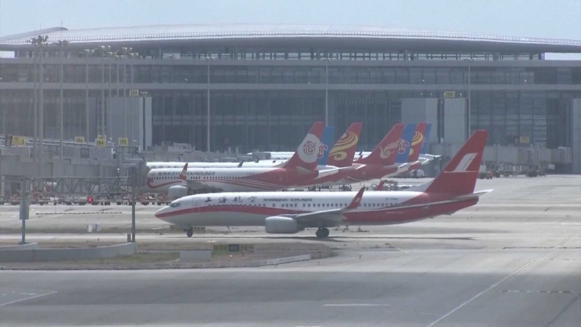 中美航班近期頻取消　航空公司和中國大使館互相指責