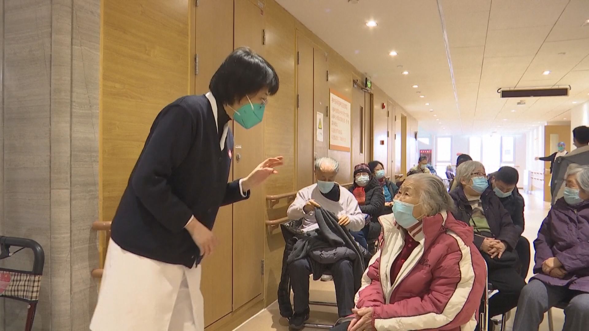 北京為60歲以上民眾接種新冠疫苗