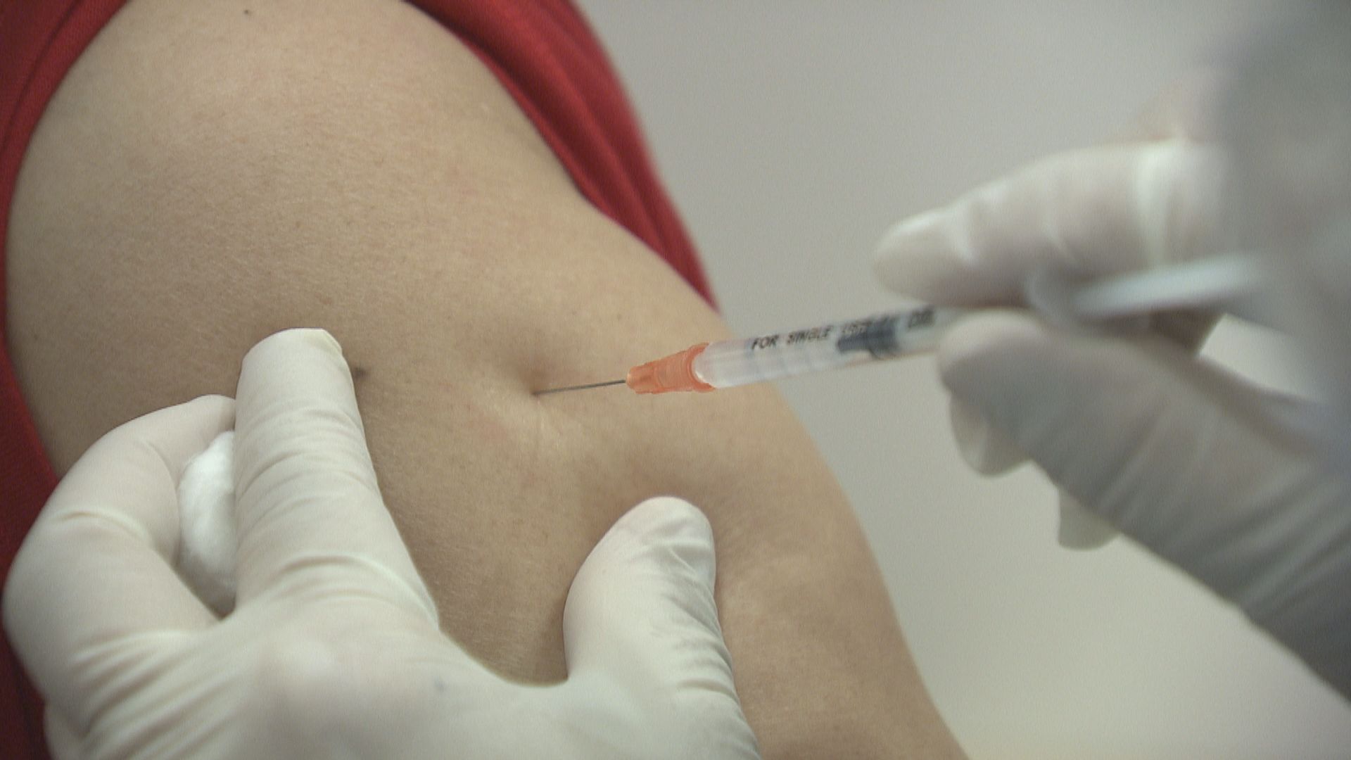 確診者曾打新冠疫苗　專家指大機會接種前已受感染