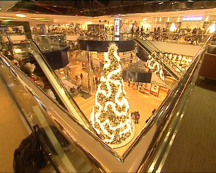 
商場聖誕布置耗千萬吸引人流
