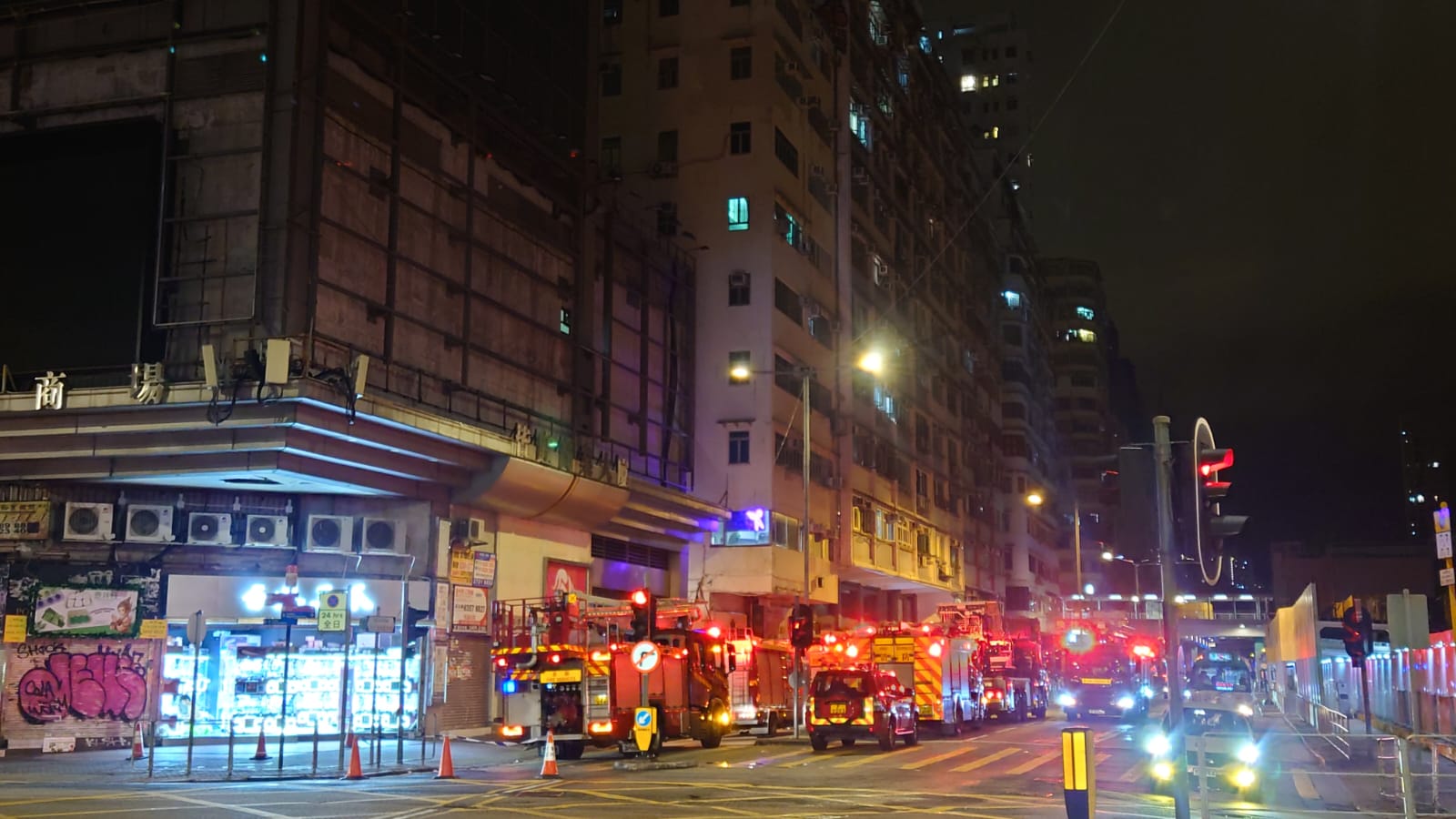 旺角奪命火｜大廈單位疑冷氣機起火釀三死一傷  據悉包括一名男童死亡